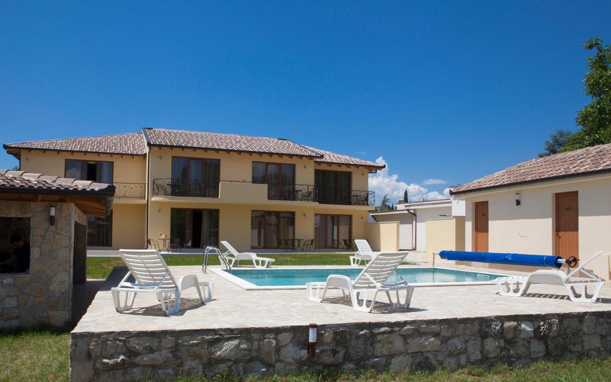 Motel Kolo Buna Rum bild