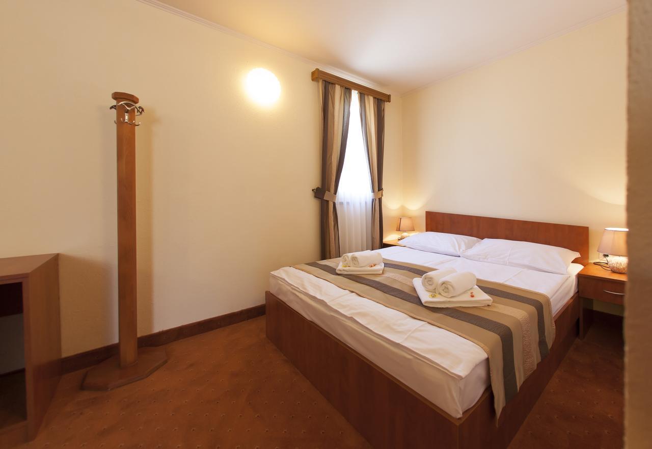 Motel Kolo Buna Rum bild